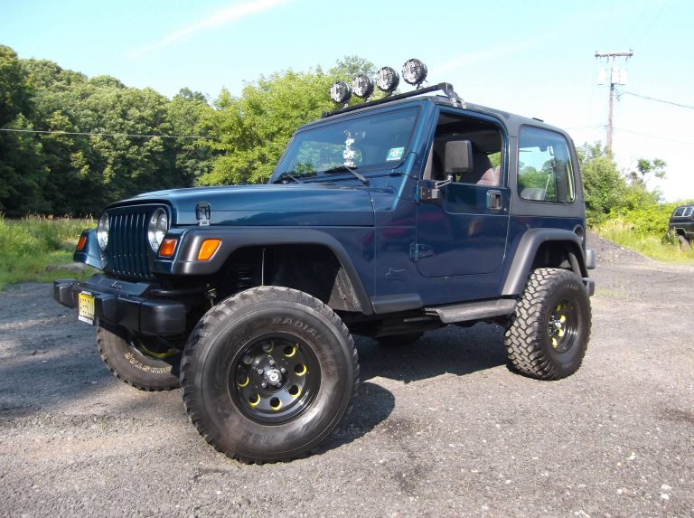 1025626 195655443932580 520855447 o 768x573