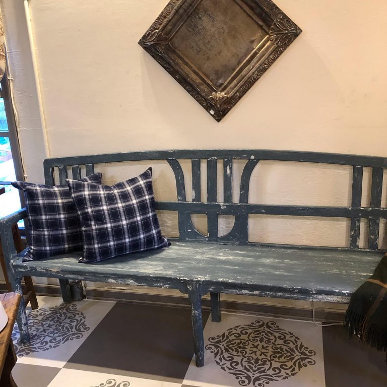 155773133 10158042194355770 3795046756355383964 o 768x768